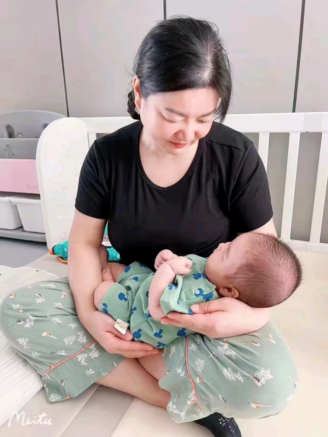 挑選月嫂時要遵循哪些原則（挑選月嫂的標(biāo)準(zhǔn)是什么？）